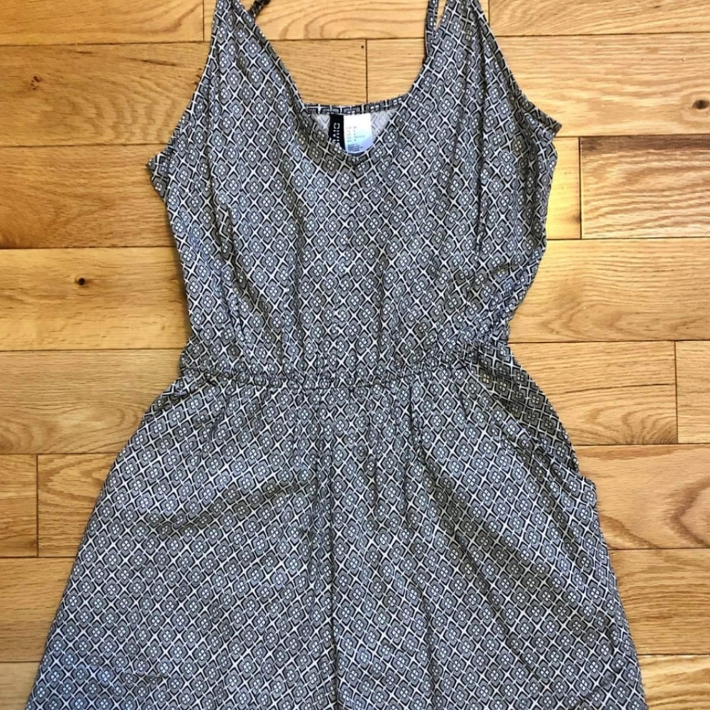 Romper with pockets 😍
